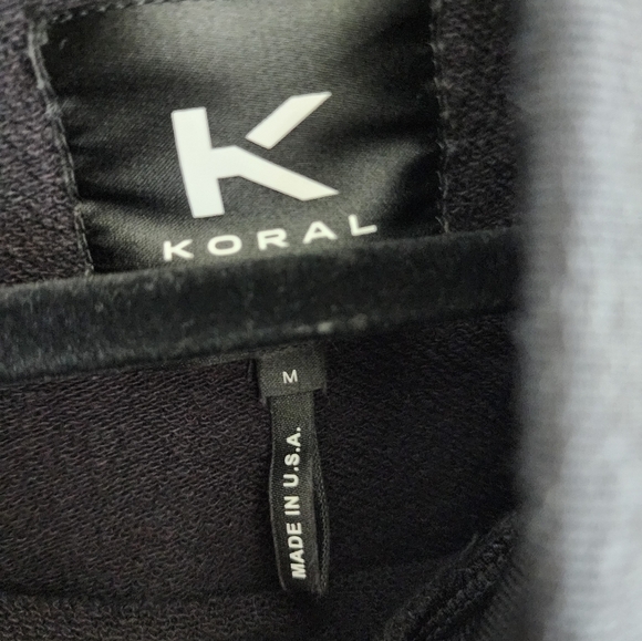 Koral Women's Black Sweatshirt Size M. - Picture 2 of 3